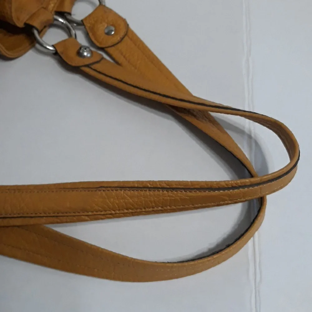 Kathy Van Zeeland Metal Studded Drawstring Bucket Bag In Mustard Yellow *EUC* - Picture 9 of 11